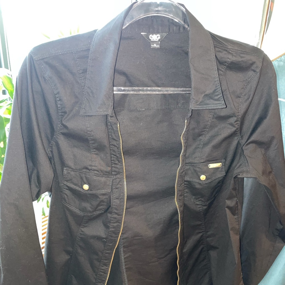 Women's black dress, zip up shirt. Long sleeve